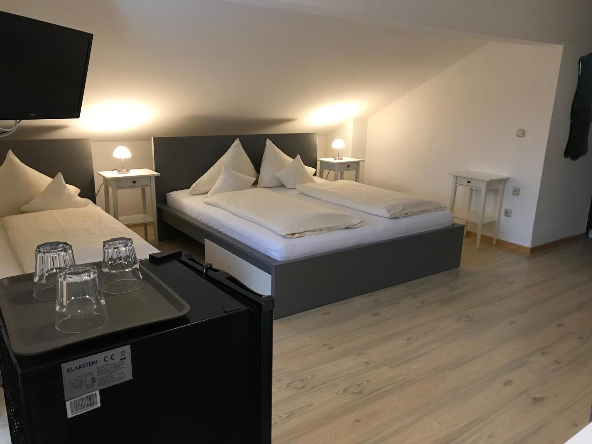 Abendruhe Hotel - Kontaktloser Check In Oberhaching Extérieur photo