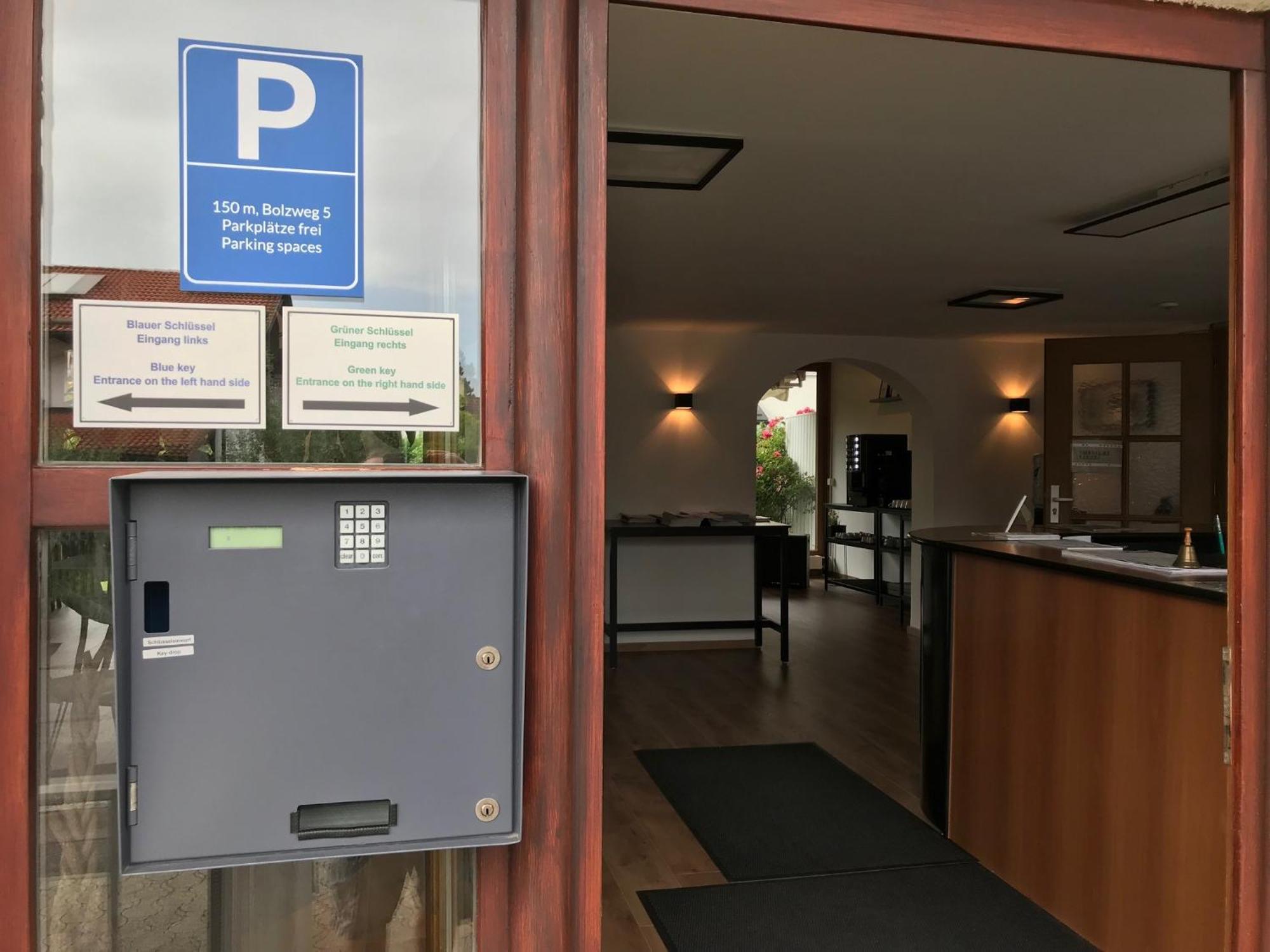 Abendruhe Hotel - Kontaktloser Check In Oberhaching Extérieur photo