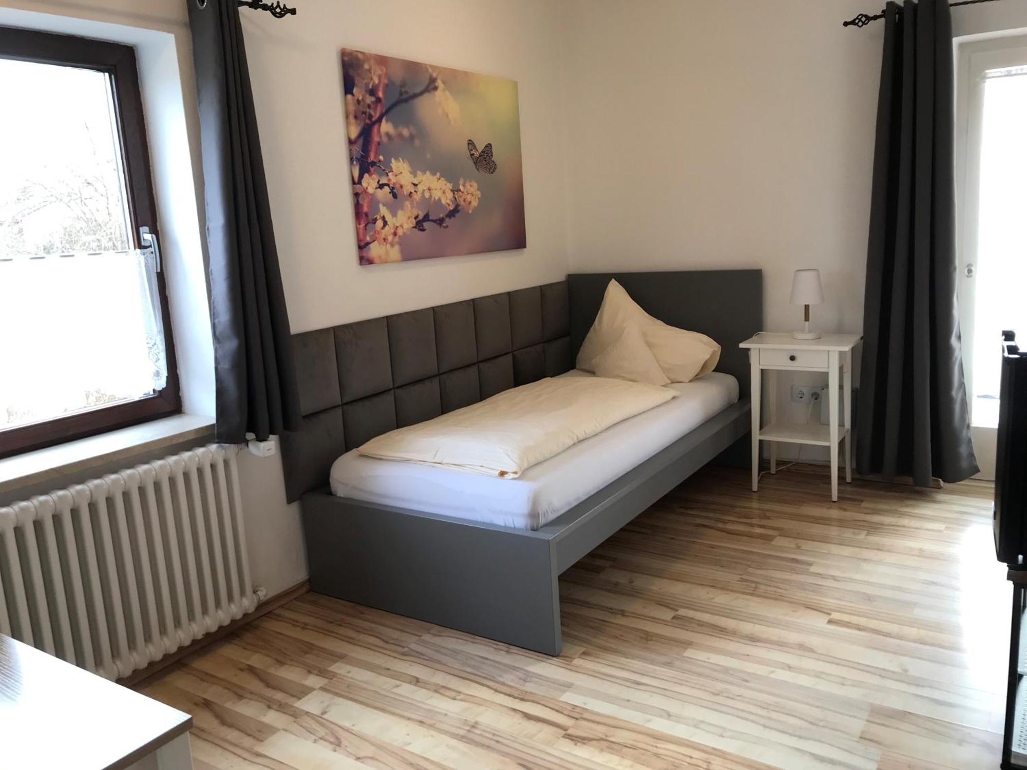 Abendruhe Hotel - Kontaktloser Check In Oberhaching Extérieur photo